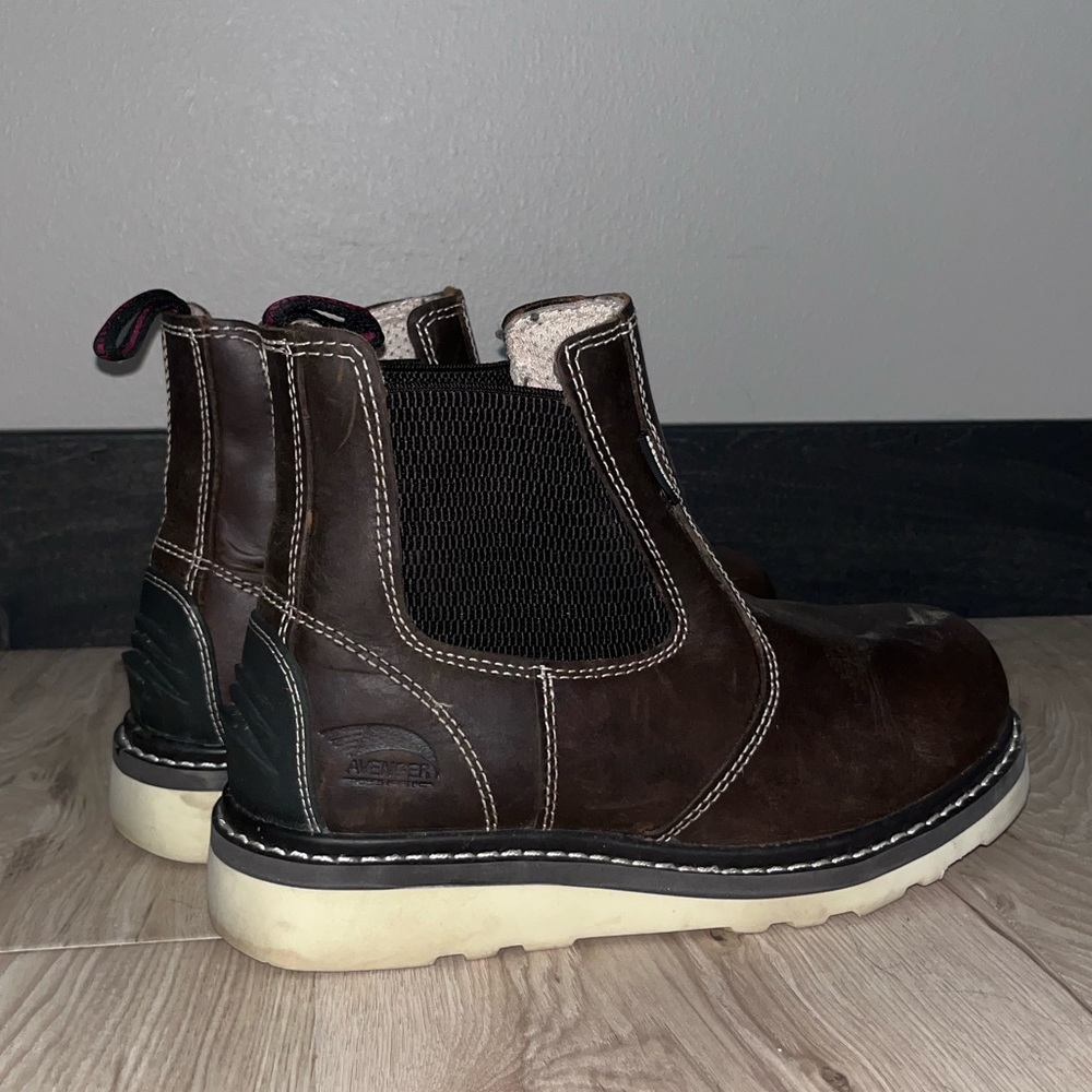 Avenger Work boots